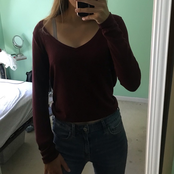 American Eagle maroon long sleeve - Picture 3 of 3